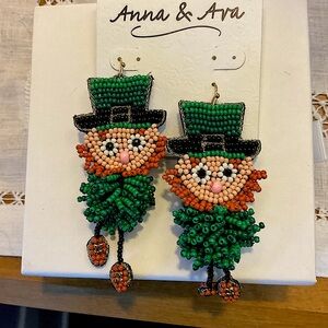 Anna & Ava Green and Black Beaded Earrings